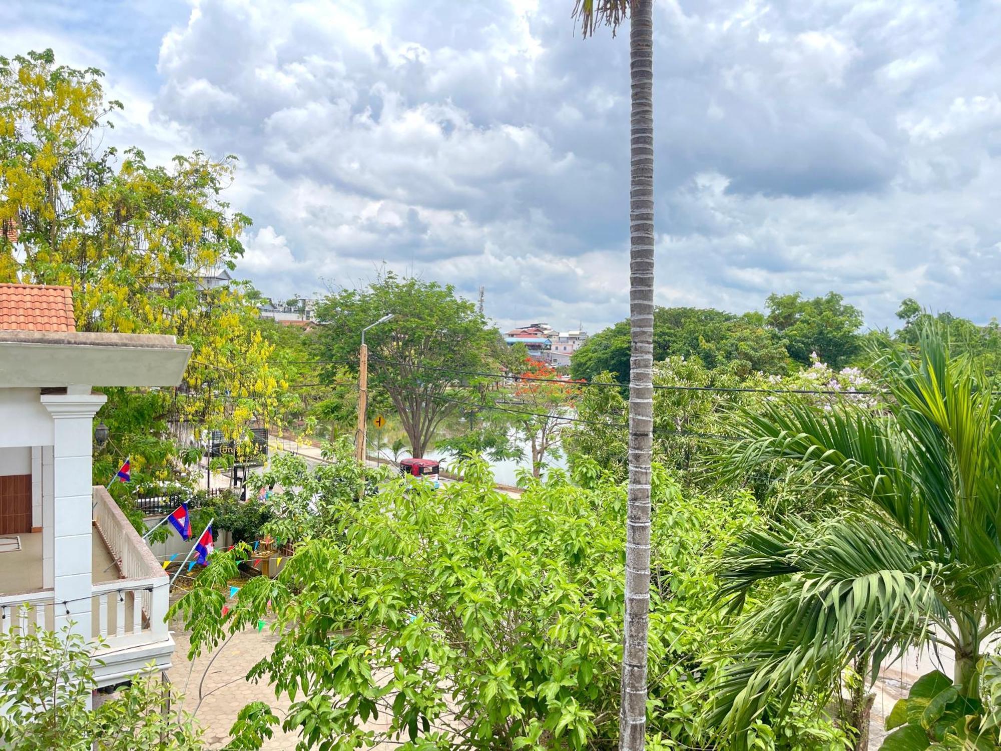 Siem Reap Riverside Hotel Εξωτερικό φωτογραφία