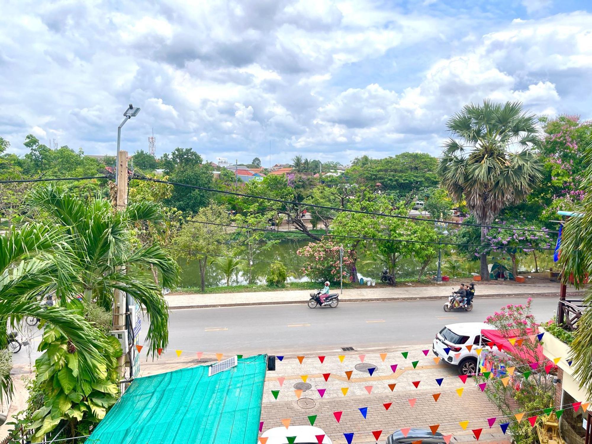 Siem Reap Riverside Hotel Εξωτερικό φωτογραφία