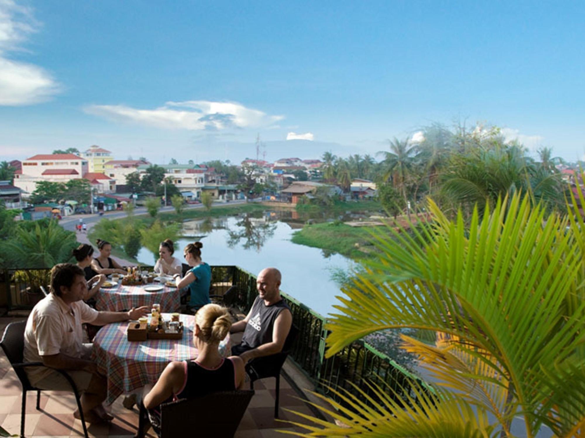 Siem Reap Riverside Hotel Εξωτερικό φωτογραφία