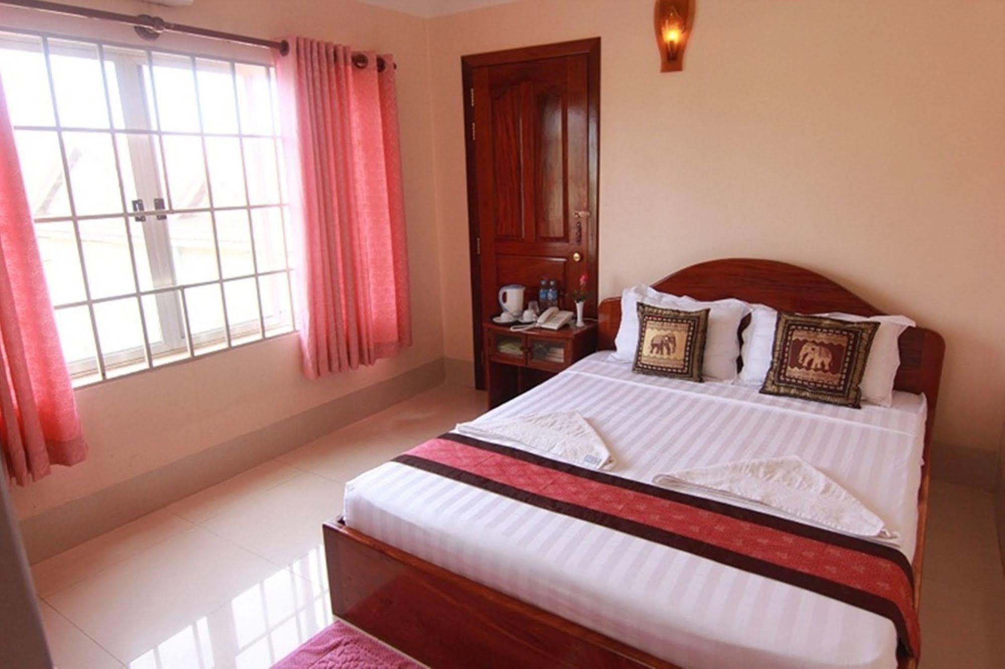 Siem Reap Riverside Hotel Εξωτερικό φωτογραφία